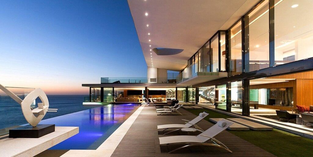 Luxury Property Sea Front